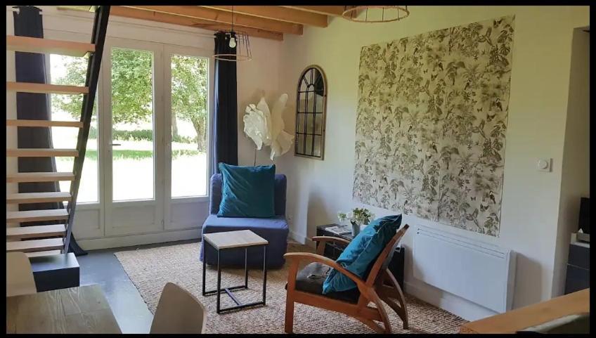 Bed and Breakfast L'Atelier De La Blanchardiere 49520 Le Tremblay Exterior foto